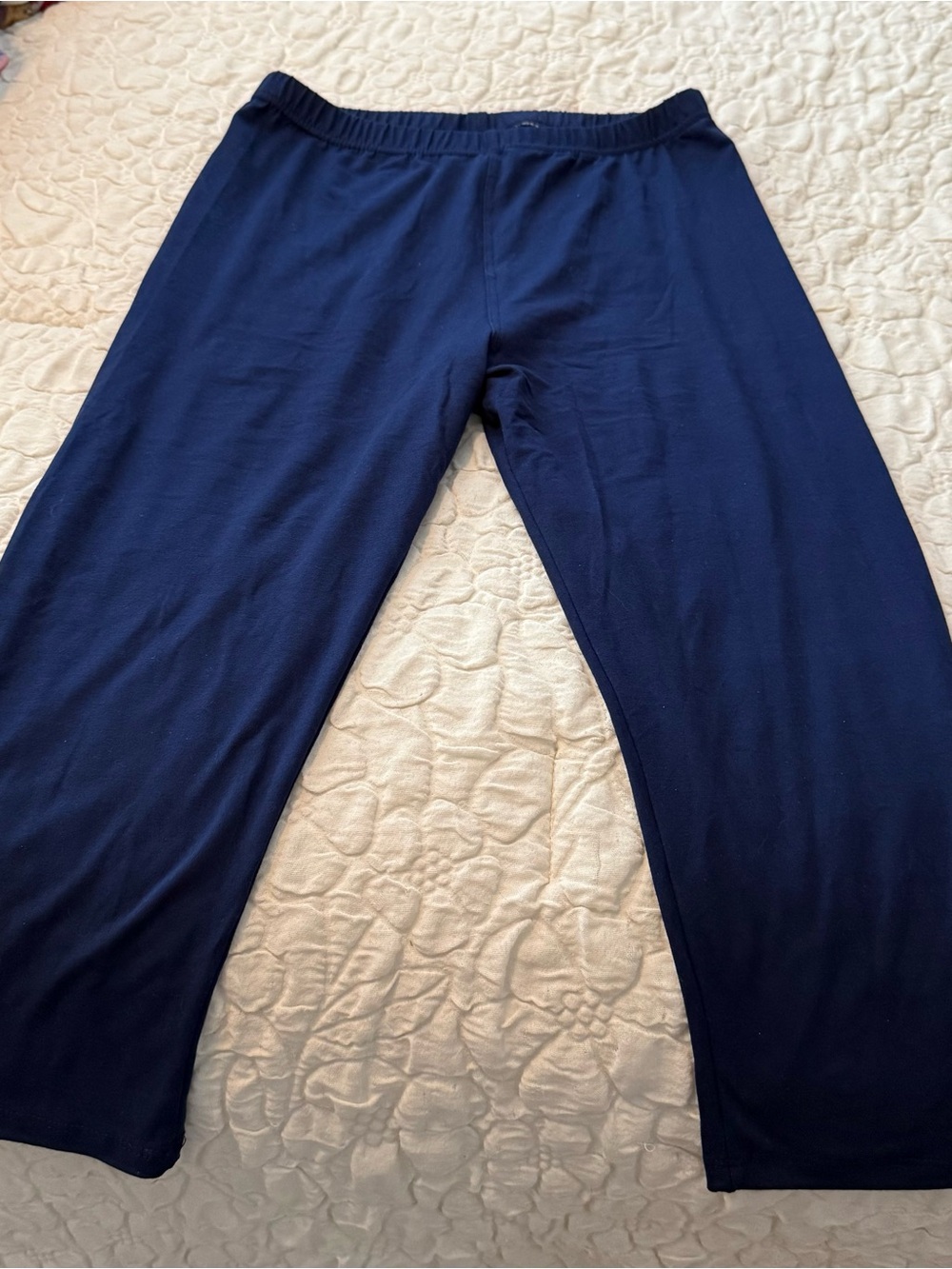 Blue/Navy Pull-On Capri Leggings